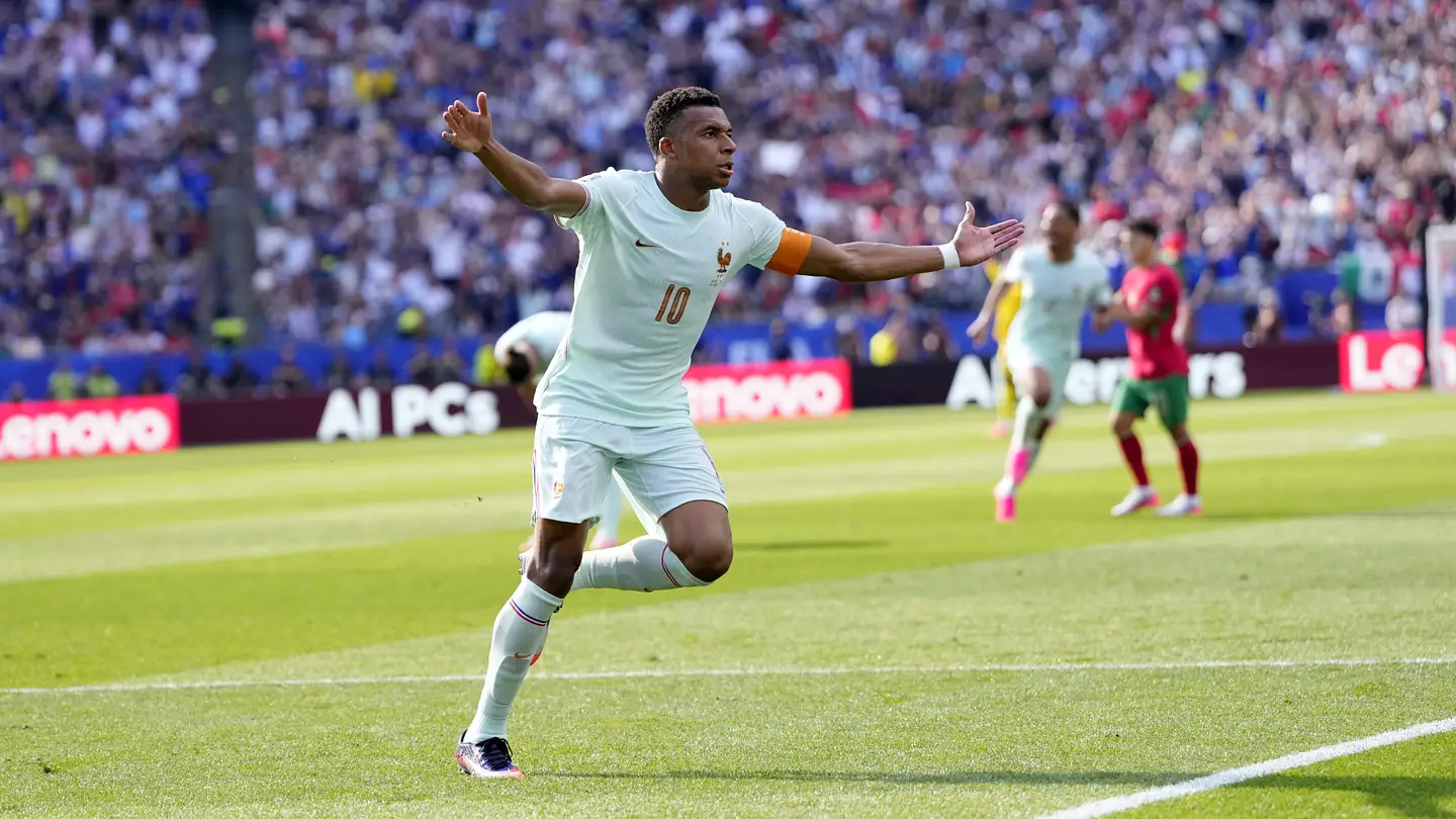 Quelles équipes se sont qualifiées pour les demi-finales et lesquelles ont été éliminées en quarts du Mondial 2026 ?