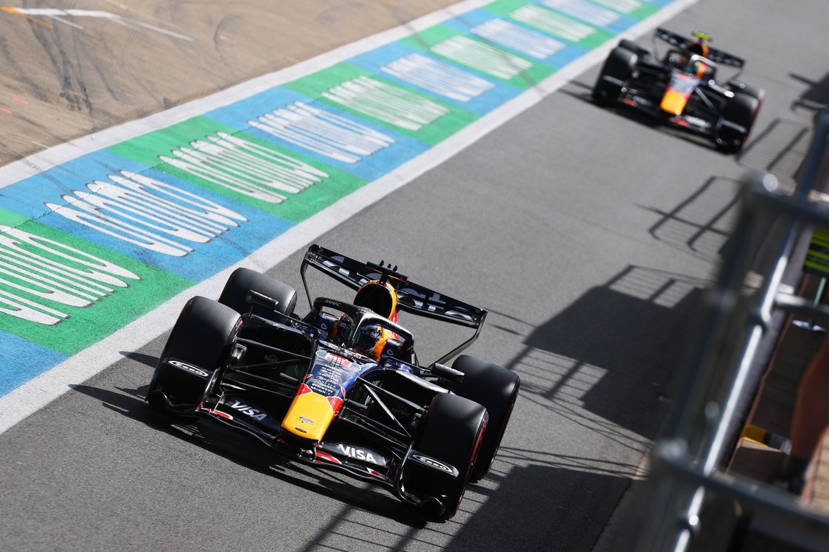 Red Bull face à un casse-tête avec ses pilotes de F1, selon Hinchcliffe