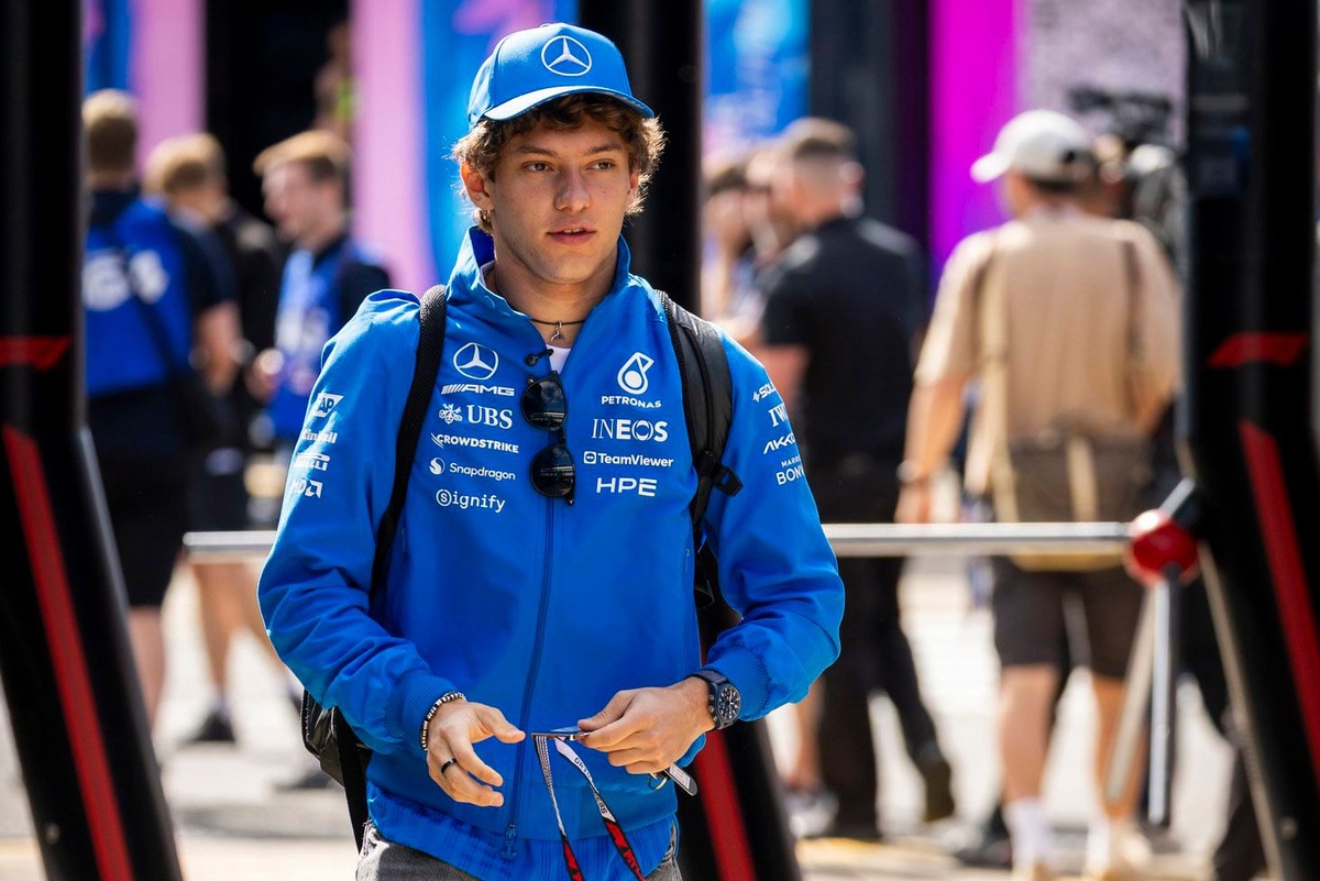 Rédemption à Silverstone : Kimi Antonelli, la résilience face à la pression de la F1 !