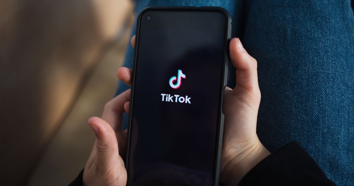 TikTok conclut un accord avec une adolescente de Floride avant un procès sur l’addiction aux réseaux sociaux cet été !