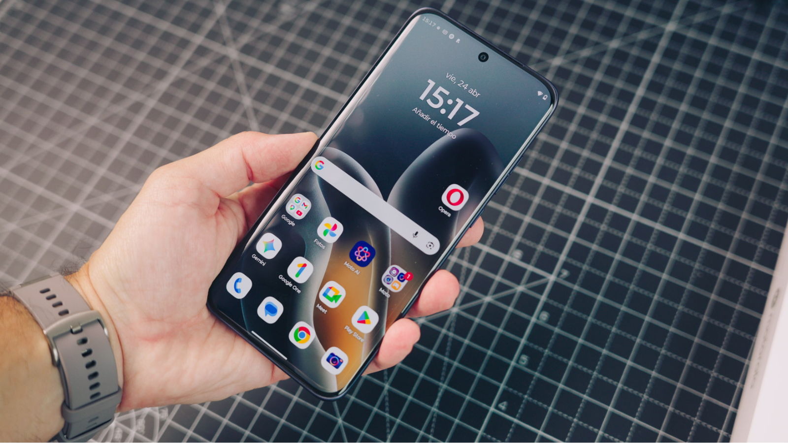 Écran incurvé du Motorola Edge 70 Fusion