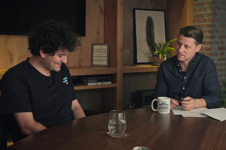 Ben McKenzie interviewing Sam Bankman-Fried.