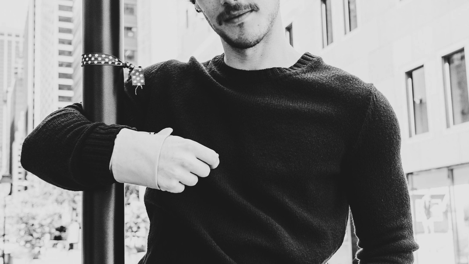 Jack Innanen, star de TikTok, maîtrise à la perfection l'art du charme !