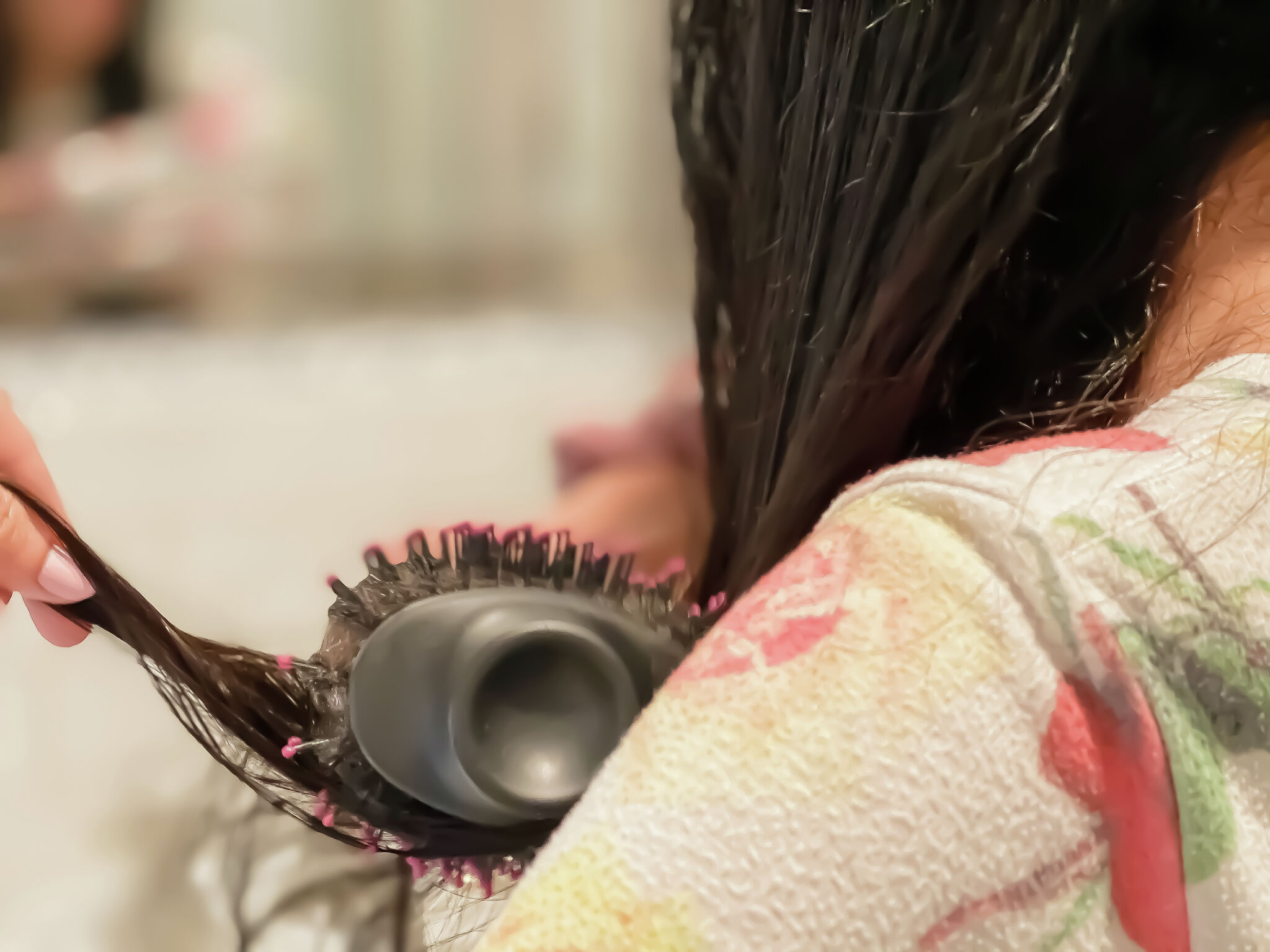 Alerte de la CPSC : Les brosses chauffantes de Walmart et TikTok posent des risques !