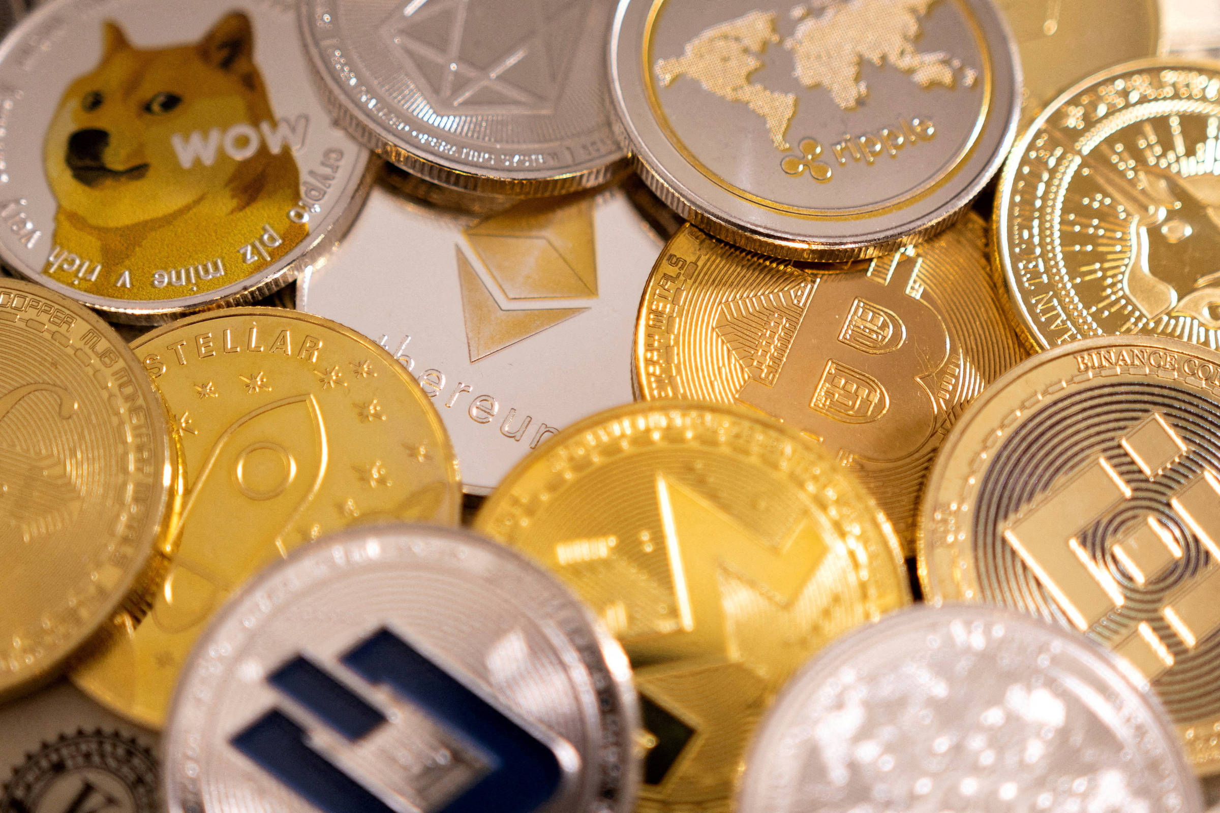 Cryptomonnaies : Un Investissement qui Éclipse Actions et CDB, selon une Étude - 18/08/2026 - Économie