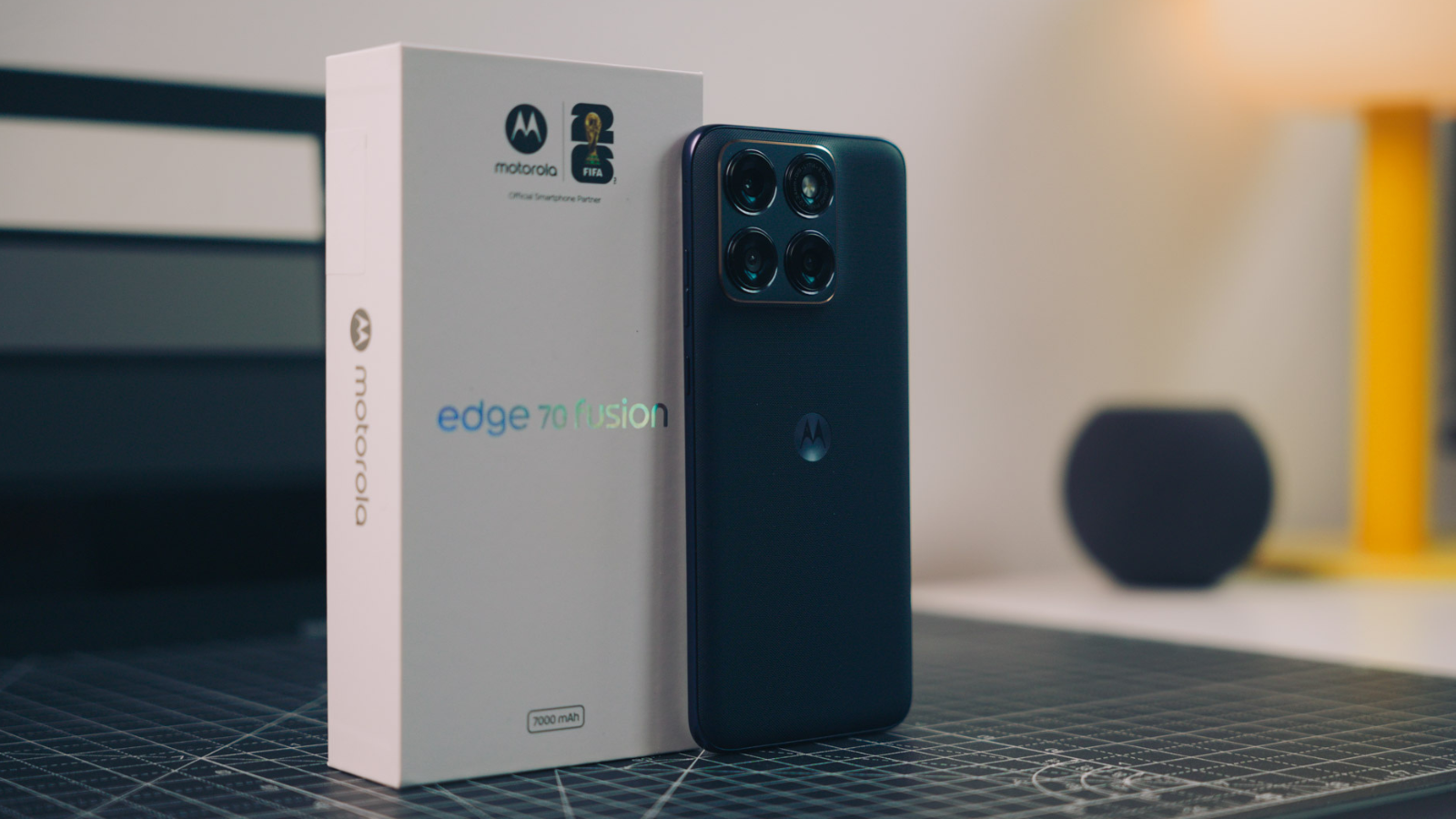 Motorola Edge 70 Fusion avec design Pantone