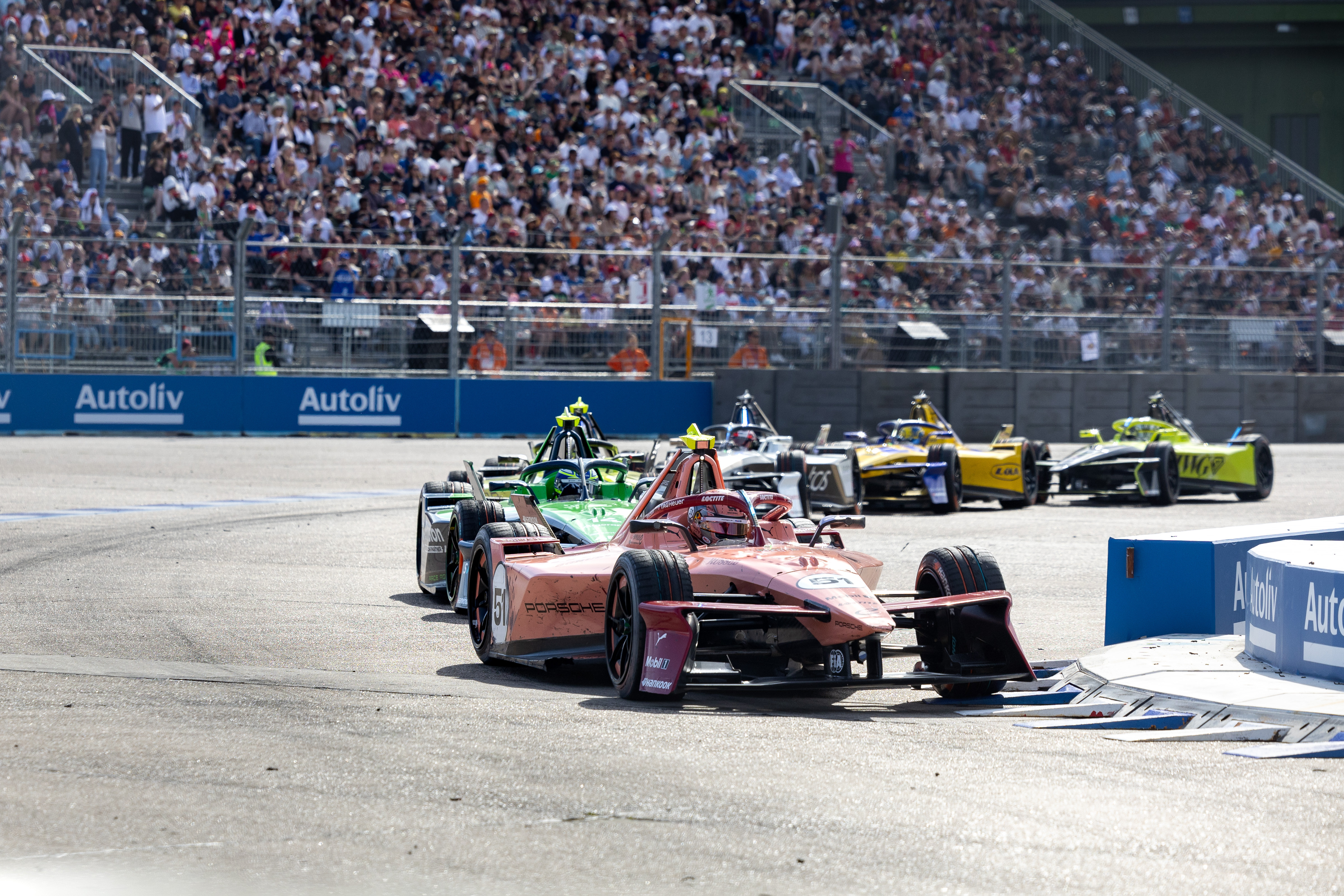 Spectateurs et course de Formula E