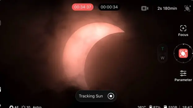 Image de l'éclipse à travers le télescope de Neil Martin