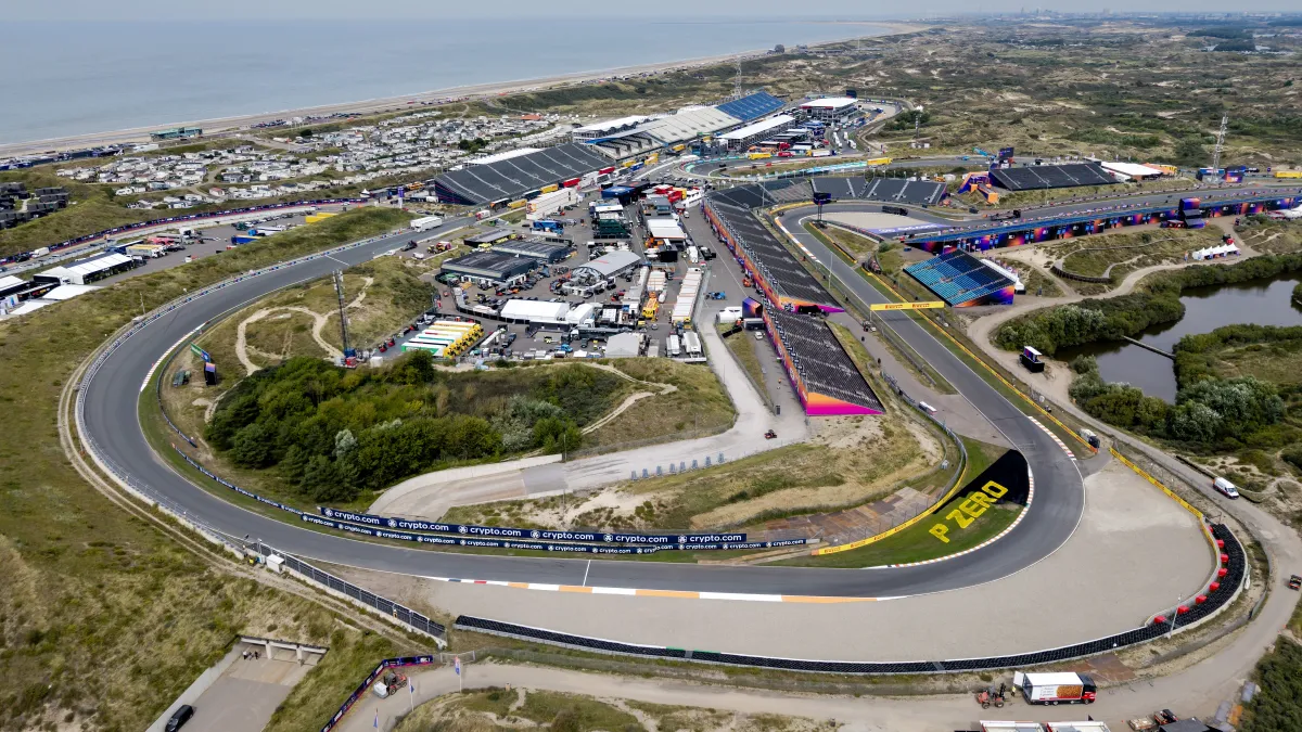 F1 2026 : Sprint au GP des Pays-Bas à Zandvoort - Yuki Tsunoda en piste ! Résultats, highlights et moments forts de la course du 22 août
