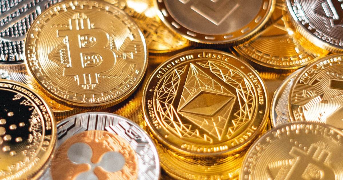 Femme de l'FBI accusée d'avoir détourné plus de 900 000 $ en cryptomonnaies !