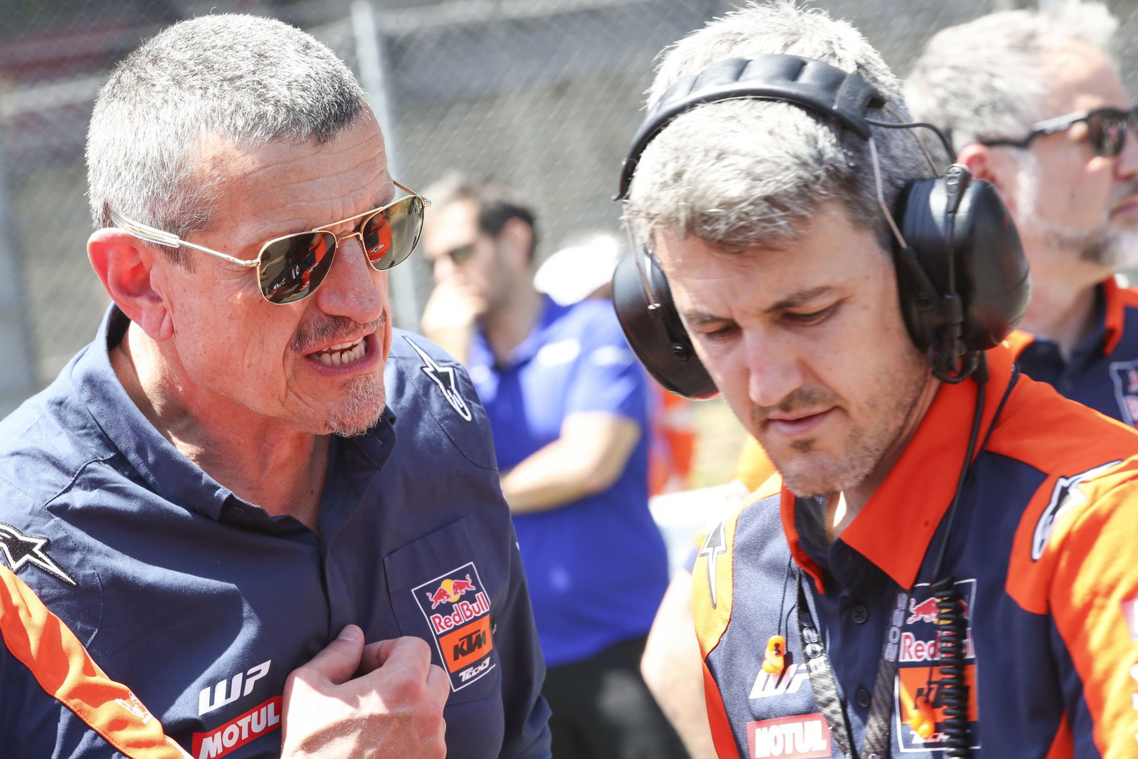 Guenther Steiner lors d'une course de MotoGP.