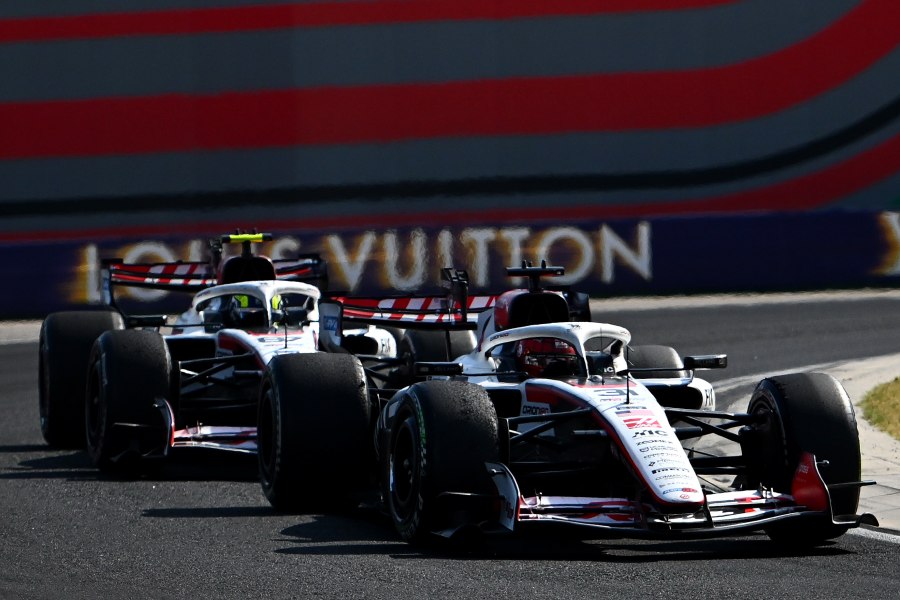 Haas F1 : Bearman inscrit 18 points sur 21, mais reste muet lors des 5 dernières courses – un développement jugé « trop lent » !