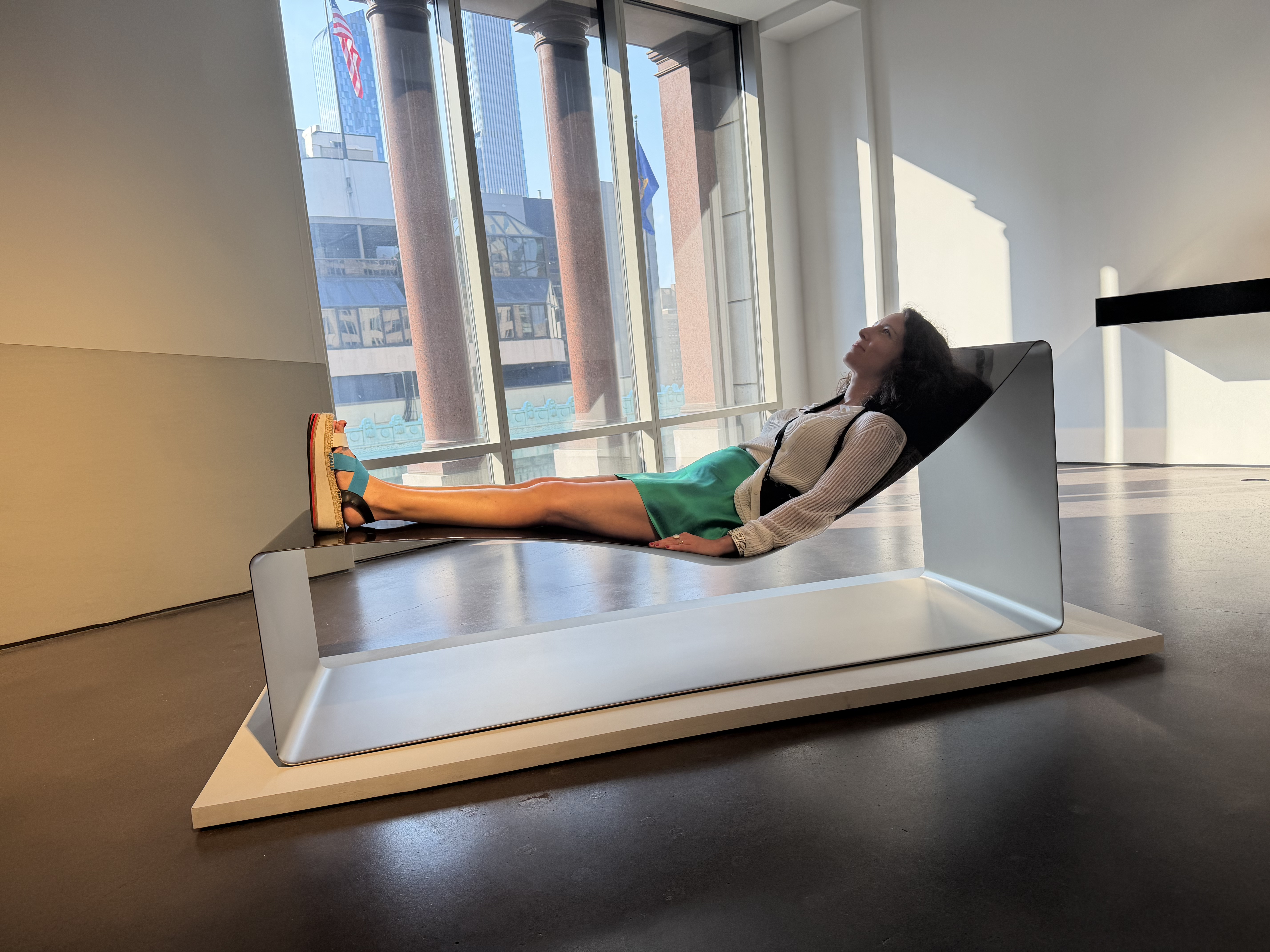 Chaise Longue chez Carpenters Workshop Gallery
