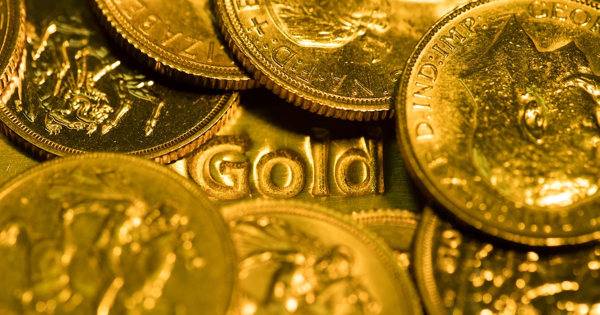 L'Or et le Bitcoin : Attention aux conseils des experts financiers !