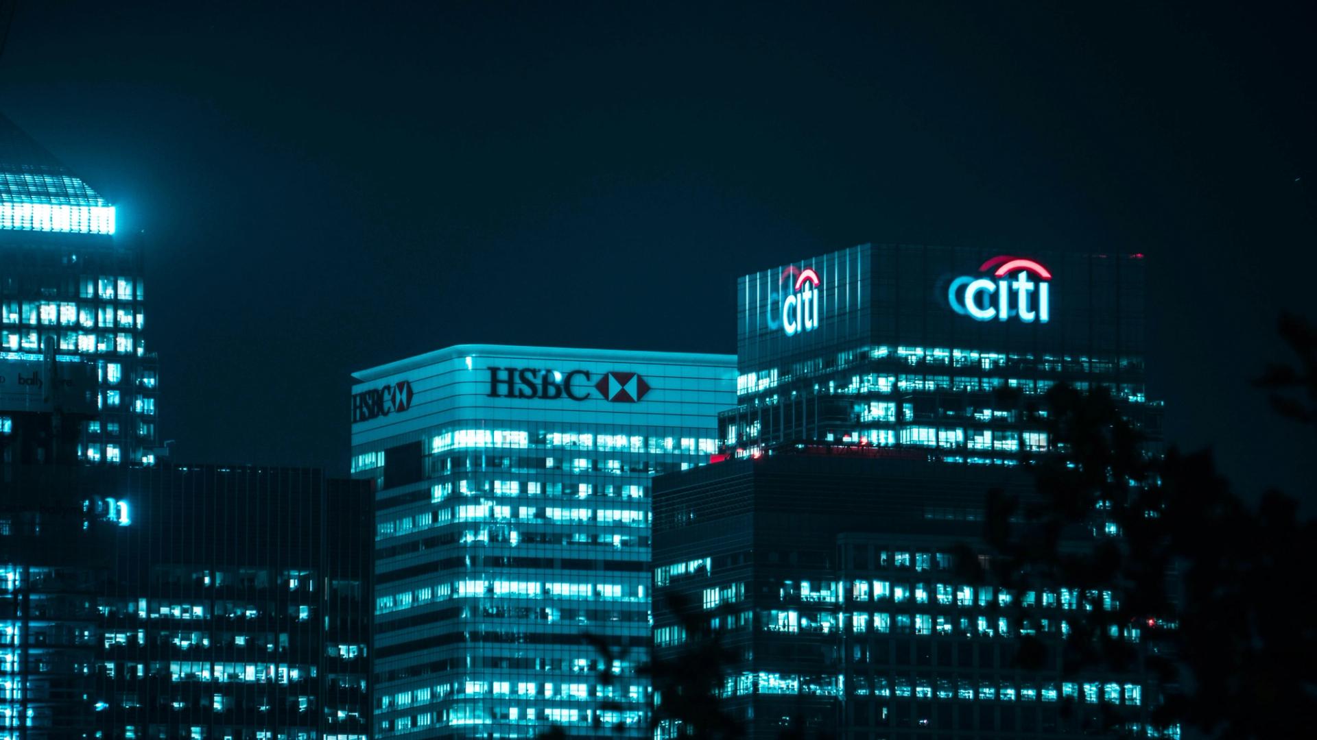 Mises en jeu à 52 millions de dollars : un nouveau leadership se tourne vers les institutions !