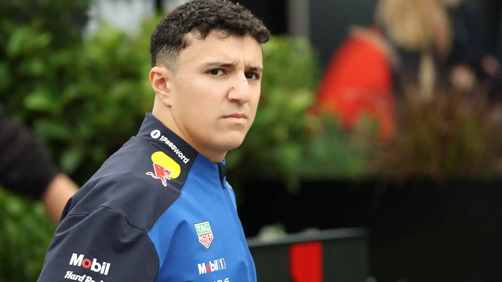 Red Bull en perte d'un pilote blessé au GP des Pays-Bas : l'avenir de Carlos Sainz en F1 scellé !