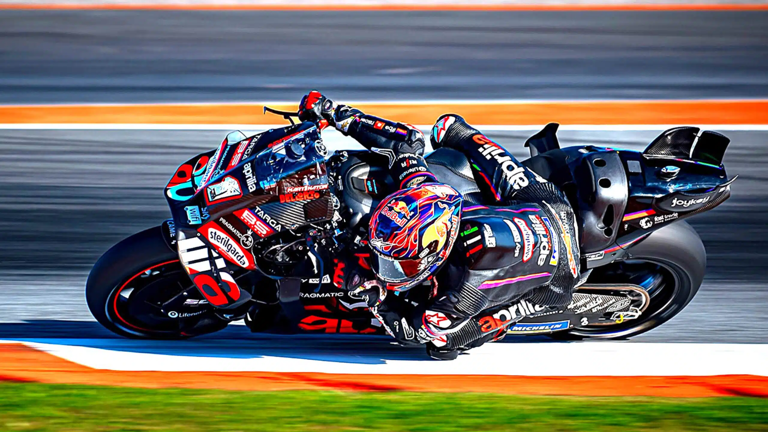 Jorge Martin en virage sur la moto Aprilia MotoGP