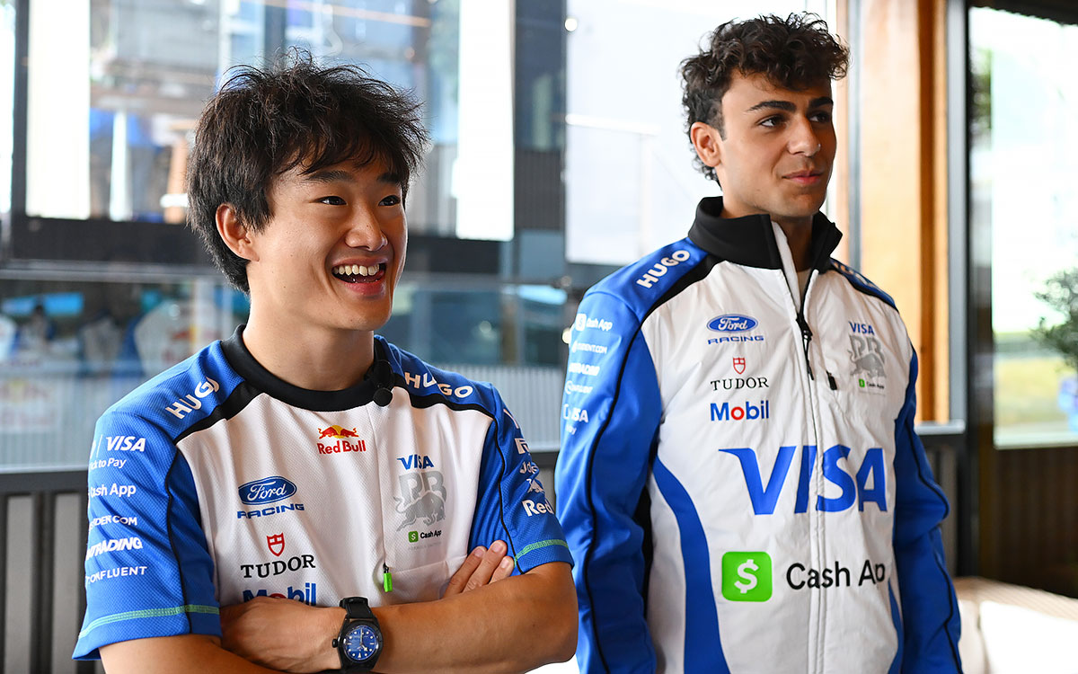 Un rookie de F1 tend la main à Yuki Tsunoda après ses 111 courses : Linblad veut aider dans la mesure du possible !