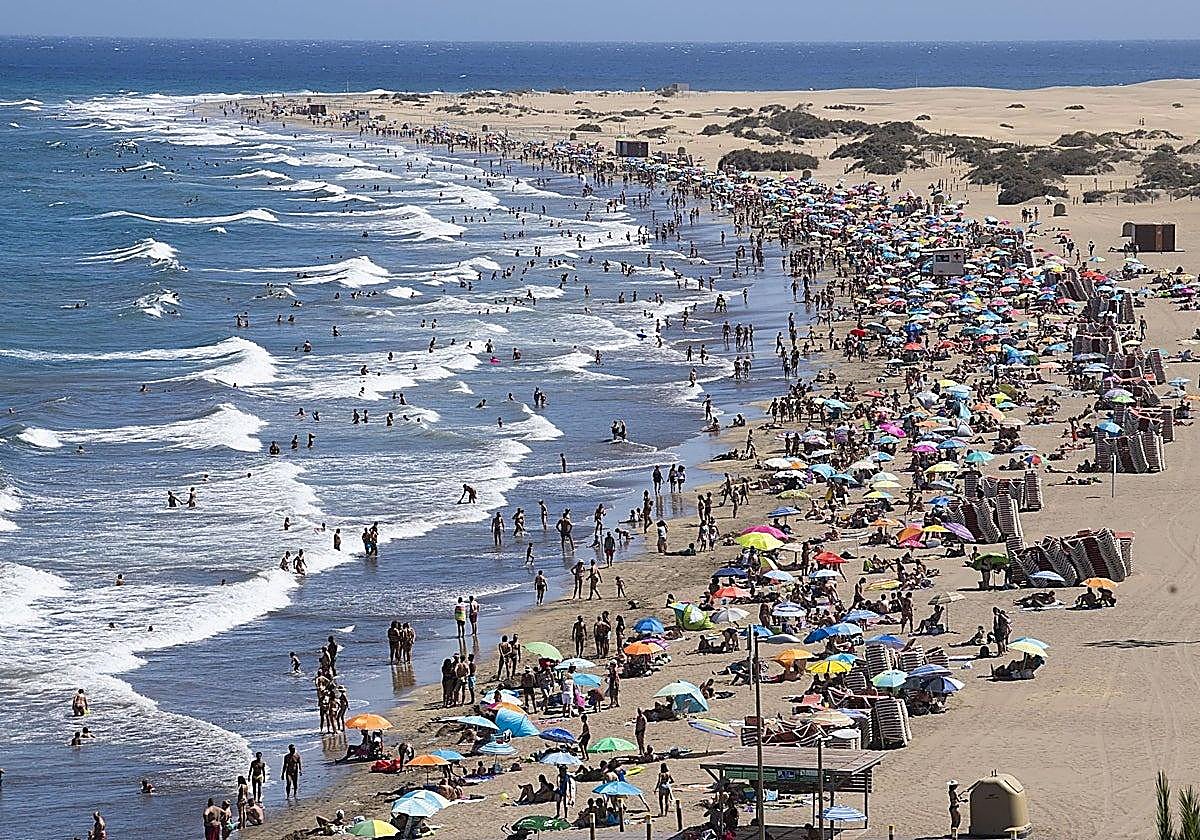 Un touriste dépouillé de 28.400 euros en cryptomonnaies à Playa del Inglés !