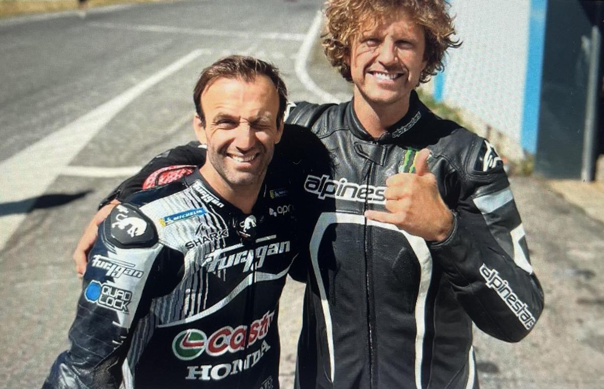 Johann Zarco avec Van Beveren pendant l'entraînement