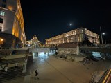 Comparaison en faible luminosité, caméra ultra-large (0.5x) : Pixel 11
