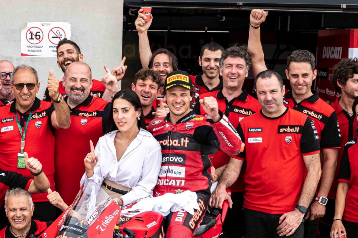 Bulega a même décliné une invitation en MotoGP pour bien finaliser sa saison WSBK.