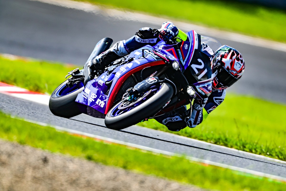 Jack Miller sur la Yamaha R1M lors des Suzuka 8 Hours