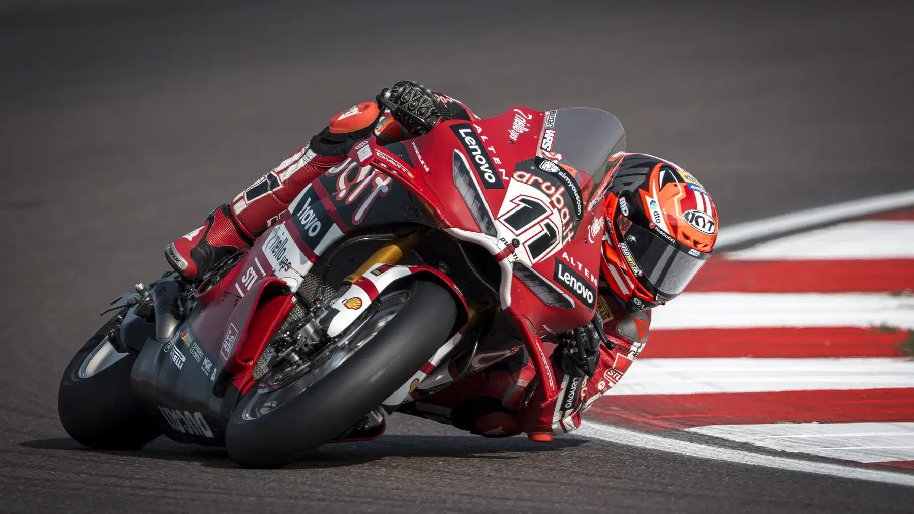 Bulega a remporté 26 courses WSBK cette année et a six courses restantes pour battre le record d'Alvaro Bautista