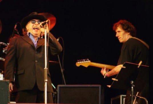 Ronnie Johnson sur scène avec Van Morrison