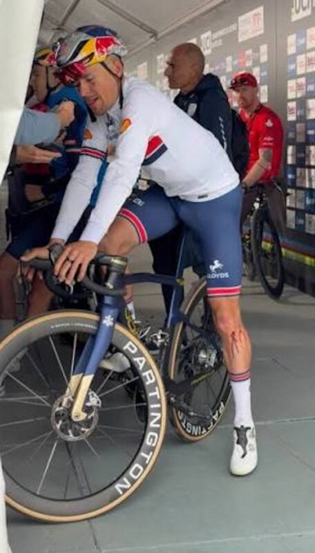 Pidcock aux Mondiaux avec roues Partington
