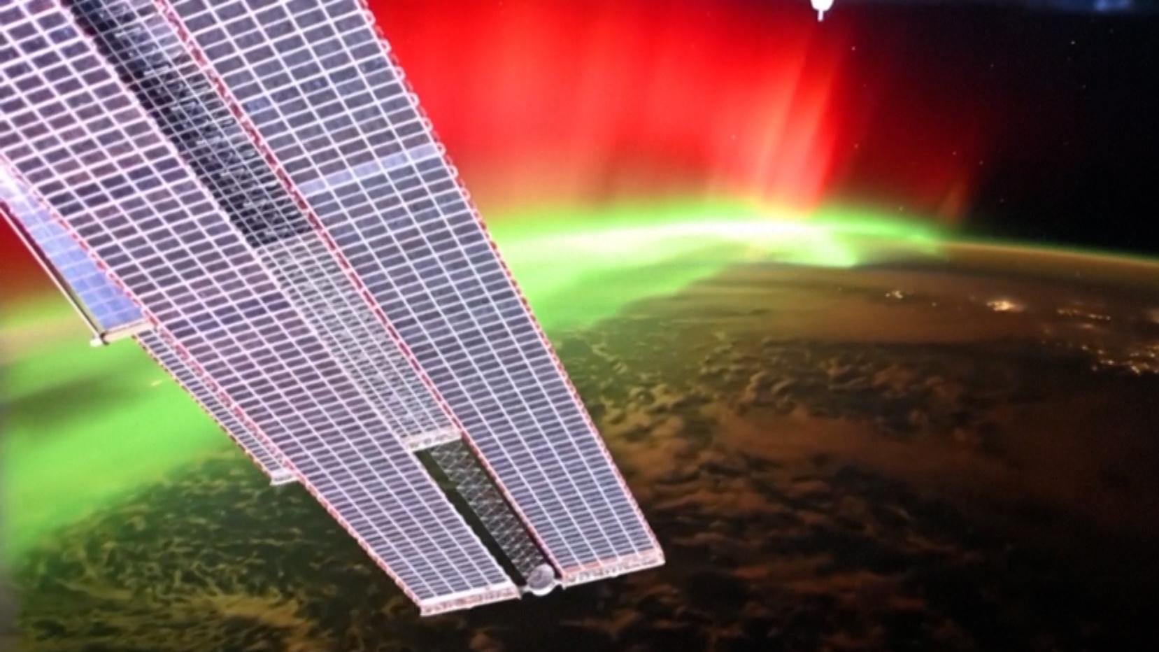 Aurore spectaculaire capturée depuis l’espace par un cosmonaute russe