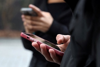 L'autonomie énergétique devient un facteur clé dans le choix des smartphones.