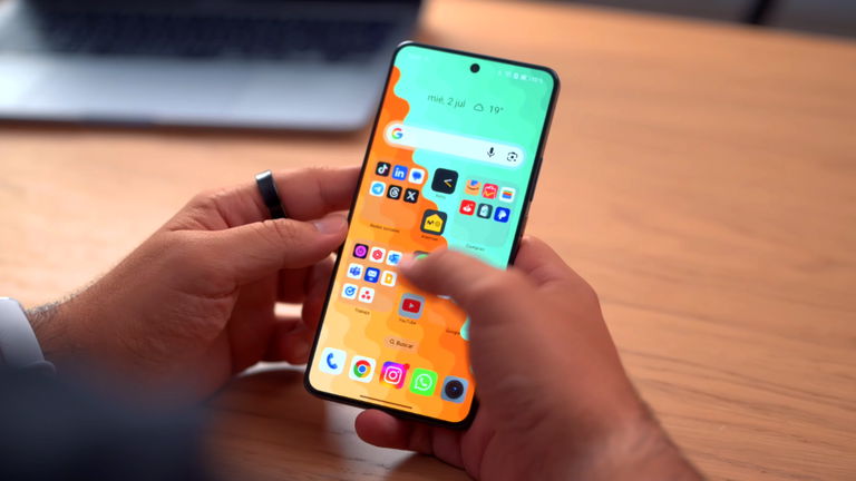 Le prix de ce smartphone milieu de gamme chute : 53% de réduction, puissance maximale et batterie de 7000 mAh