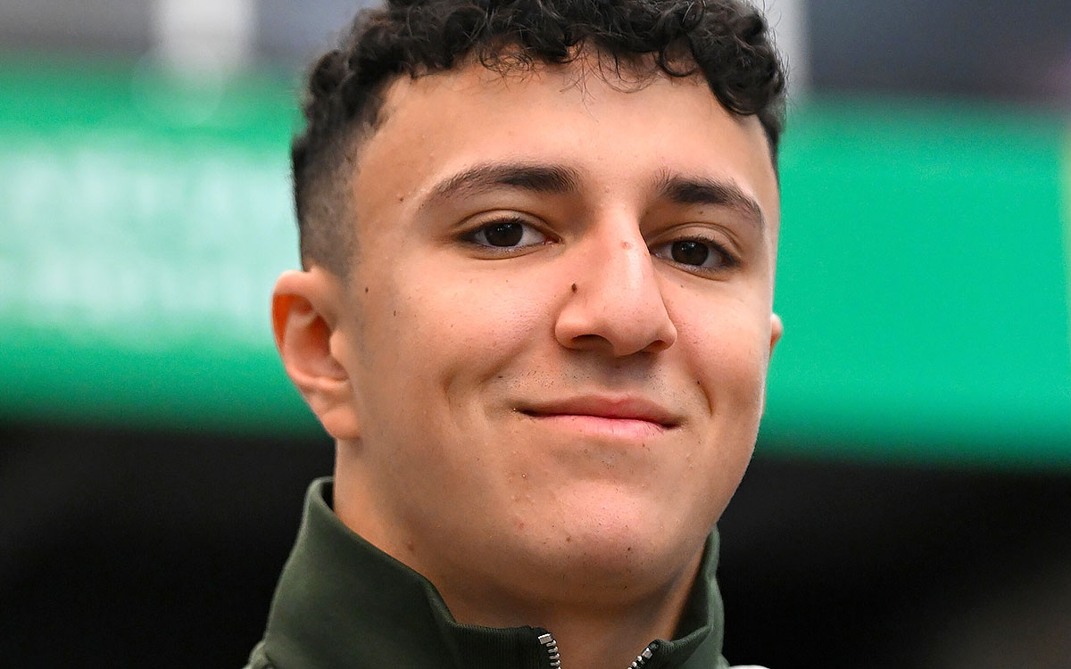 Arrivée d'Isaac Hajar au paddock : Première séance d'essais du GP de São Paulo F1 2025 !