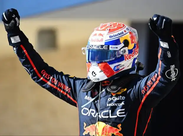 Max Verstappen célèbre sa victoire à Austin 2025