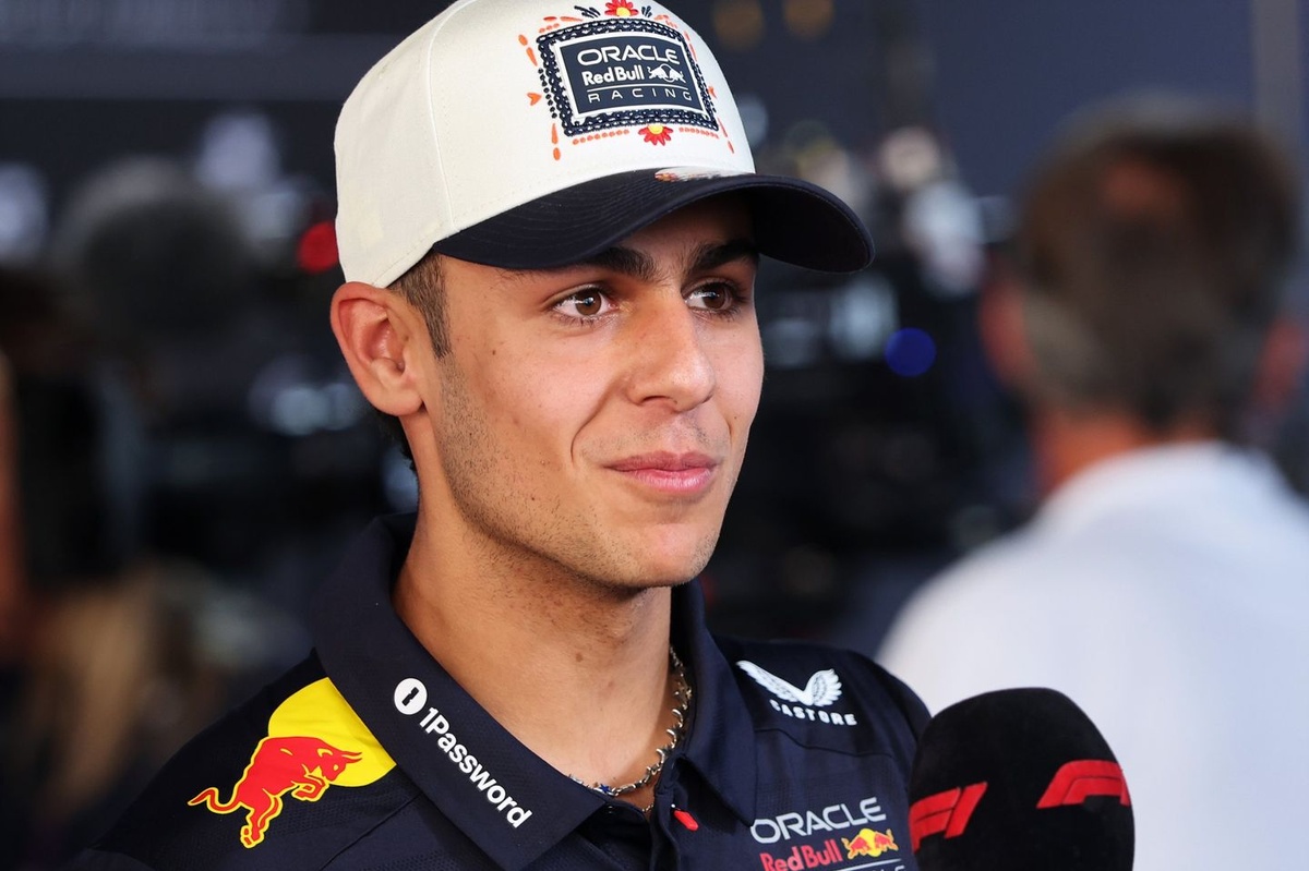 Red Bull F1 lance la « Mission Verstappen 2.0 » avec Lindblad!