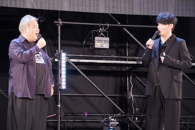 Yasuhiro Nightow et Yoshimasa Hosoya