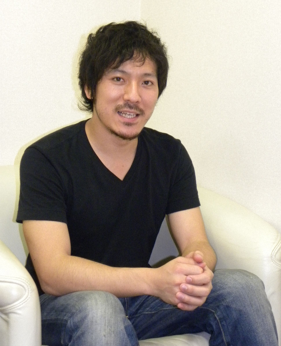 Retour de back number : Shimizu Yori annonce le report de son live TikTok du 21 en raison d'une légère inflammation de la gorge !