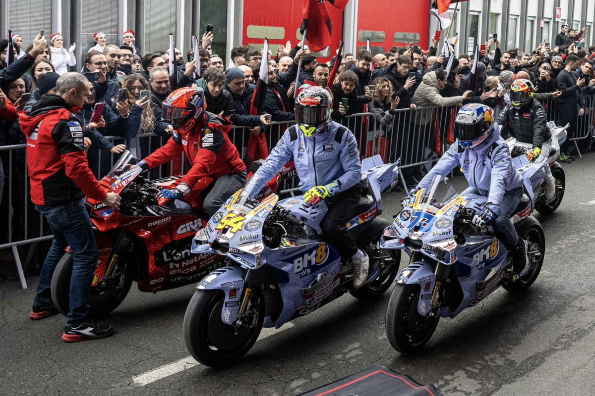 Arrivée des stars de MotoGP à Campioni in Festa 2025