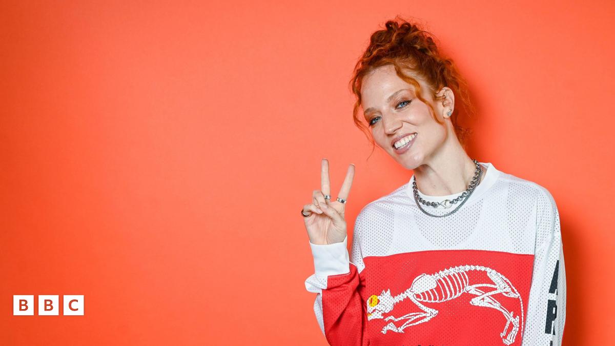 Jess Glynne : "Hold My Hand" est la chanson britannique de l'année sur TikTok 2025 !