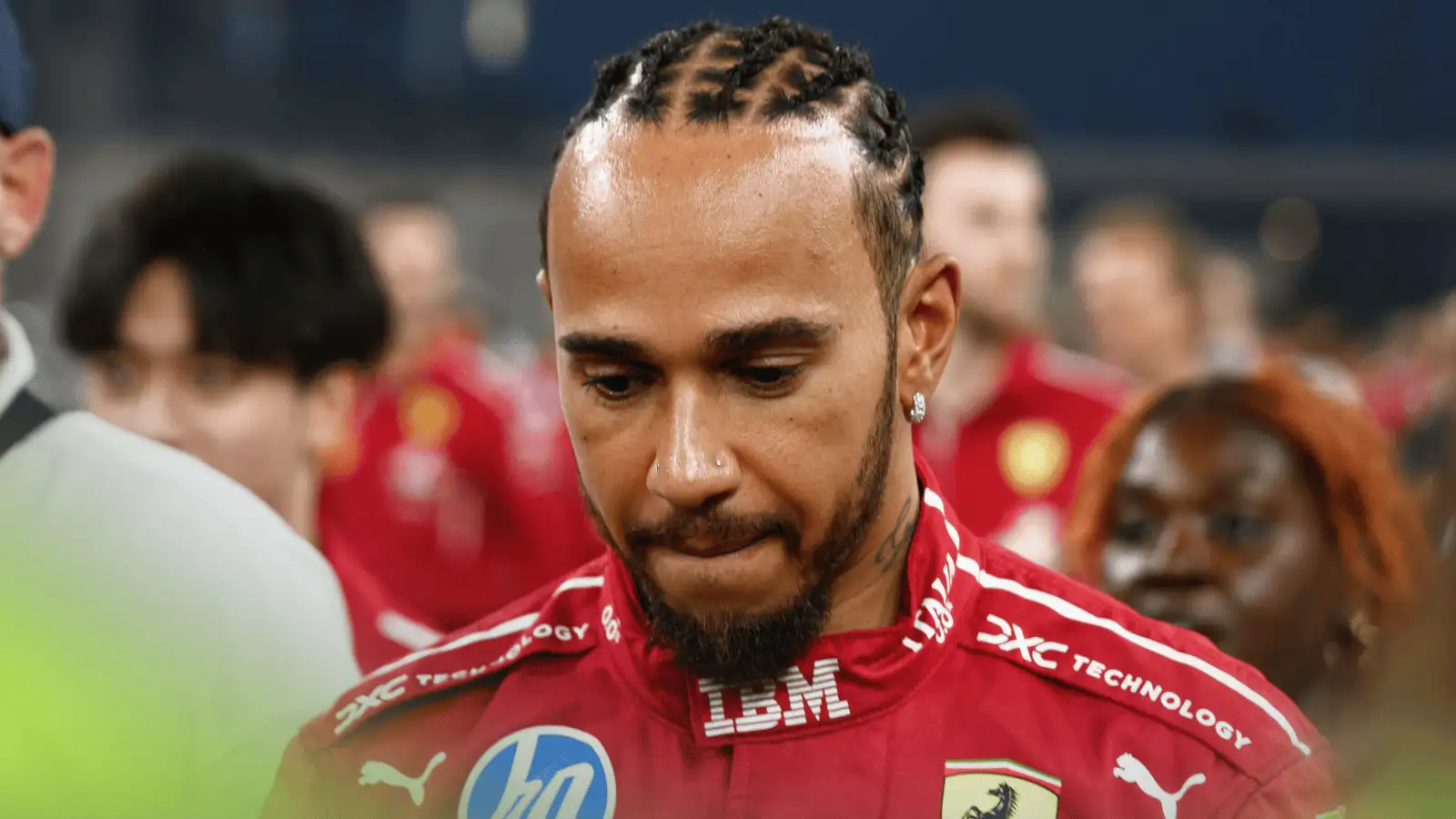 Lewis Hamilton révèle une confession sur la Ferrari SF-25 après une décision cruciale pour la F1 2026