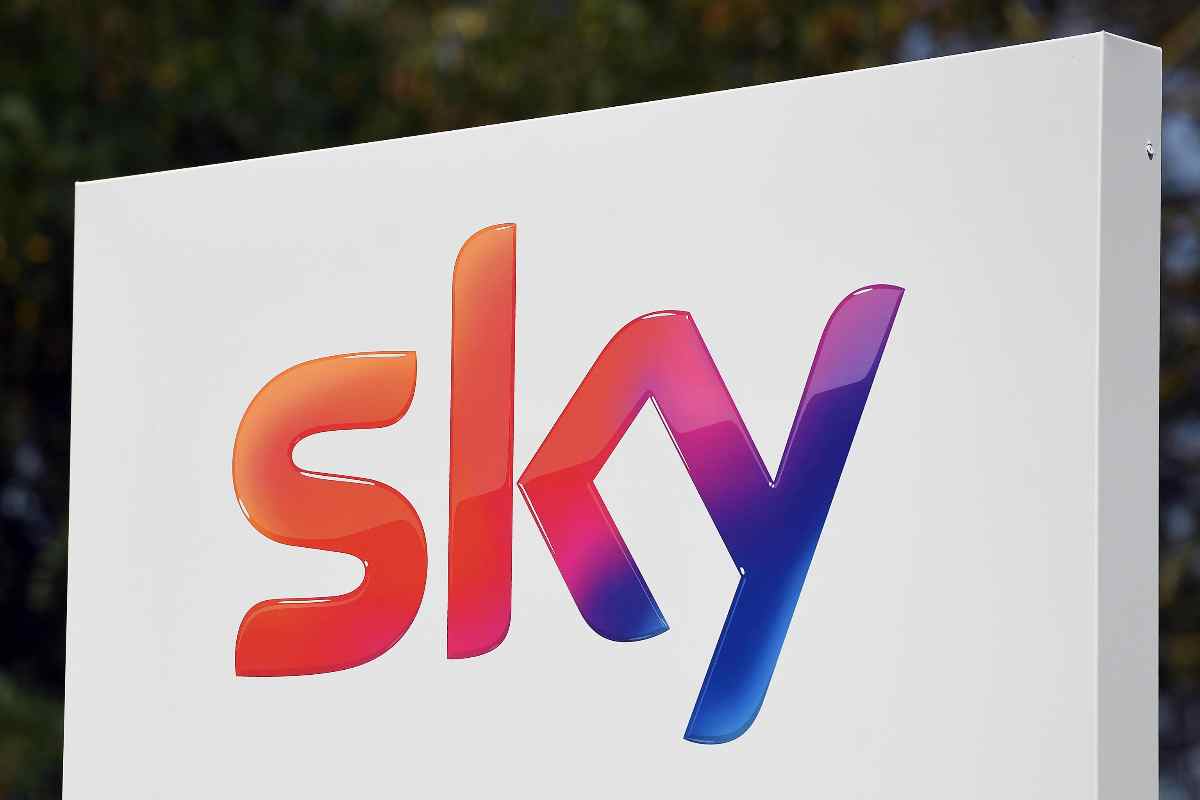 offre pay Tv télécommande gratuite Logo Sky