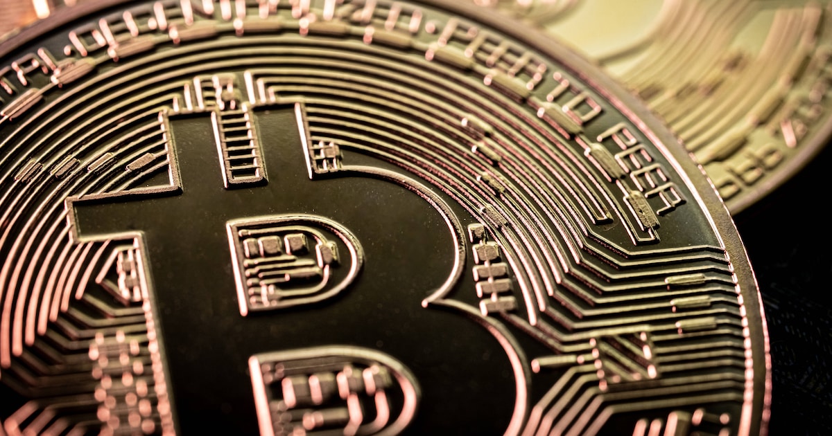 Un investissement de 10 000 Bitcoins : un milliard de dollars pour garder les jeunes chez eux !