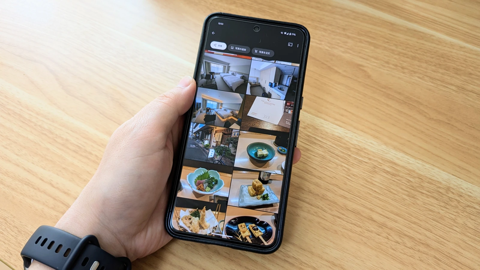Google Photos teste une fonction de "vidéos connexes" avec un défilement vertical à la TikTok !