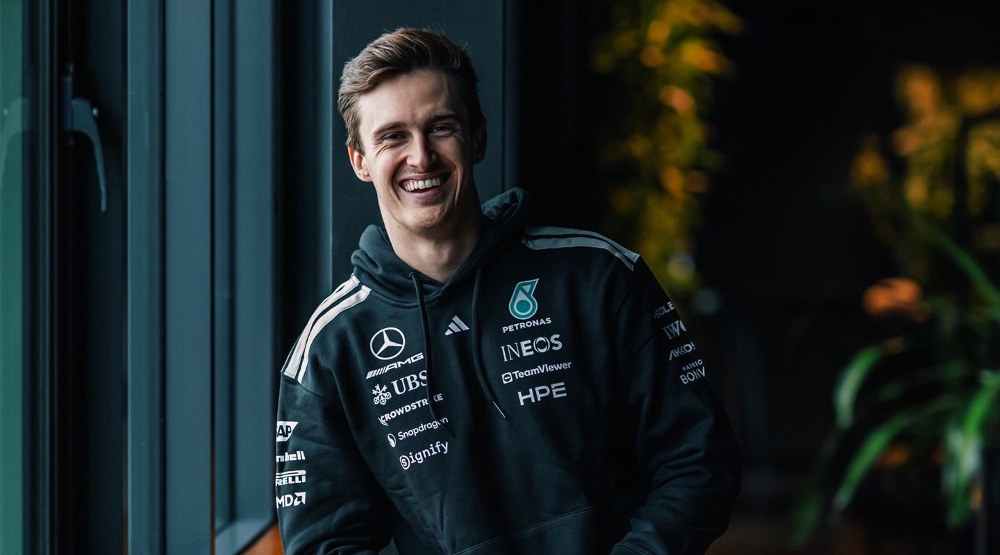 Théo Pourchaire rejoint l'équipe Mercedes en tant que pilote de développement !
