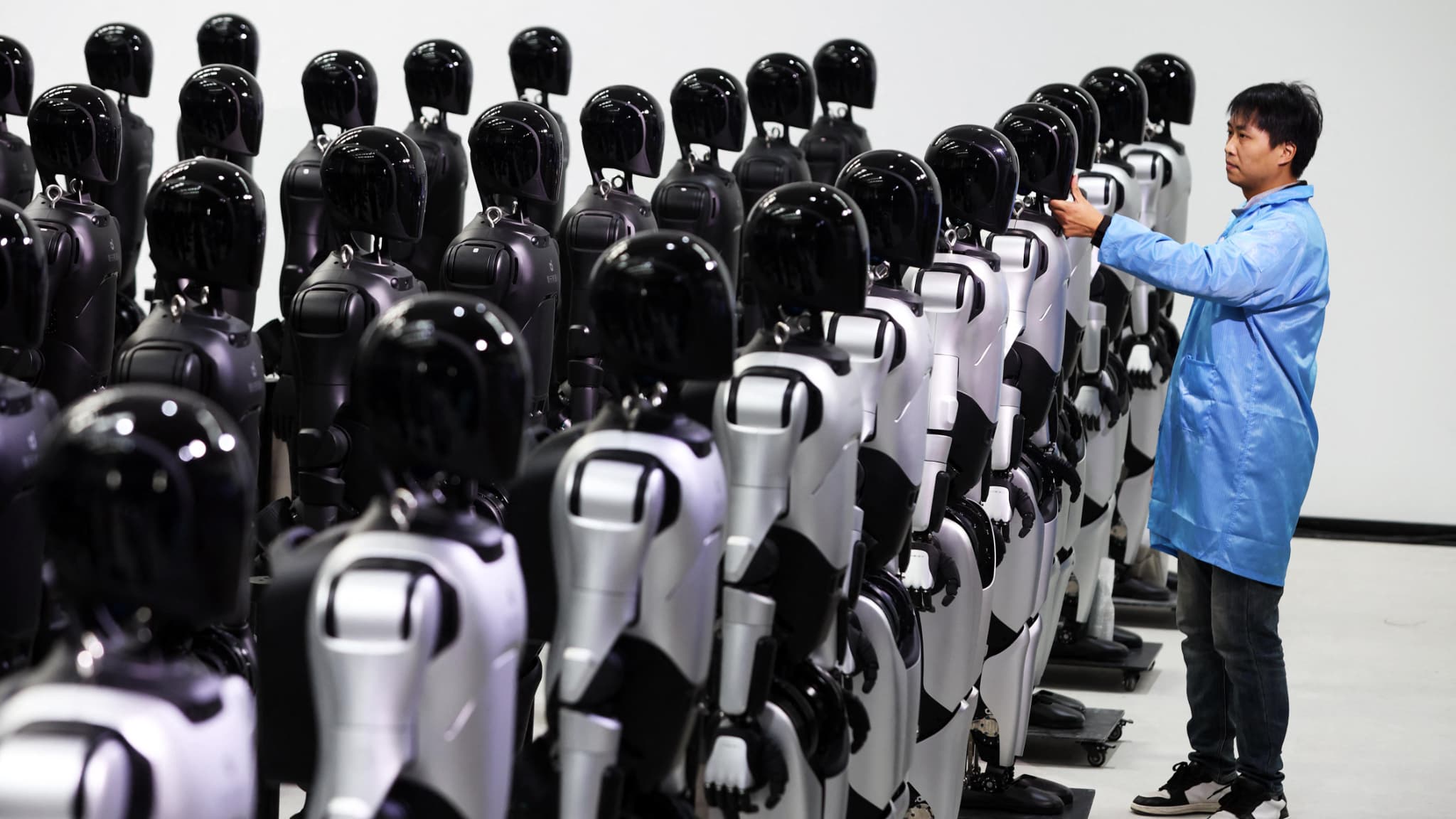 Humanoïde en action à Shanghai, décembre 2025