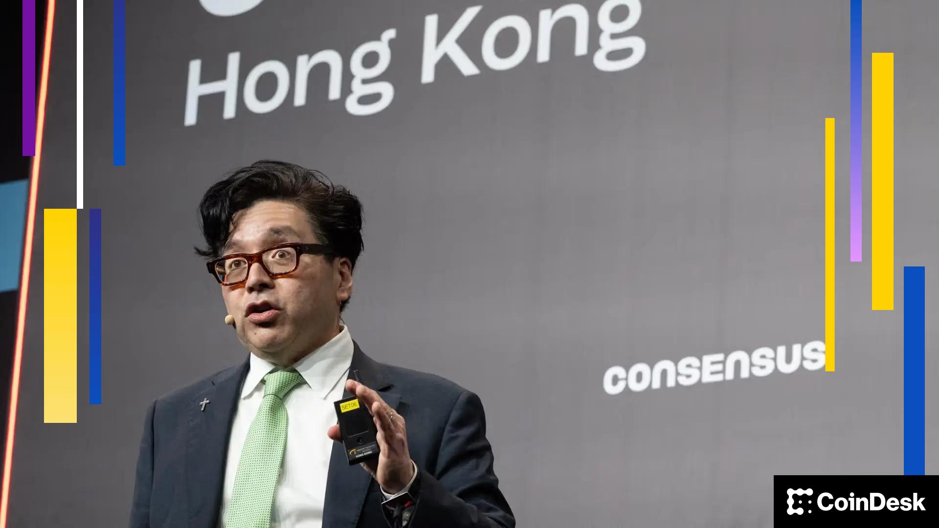 Tom Lee prévoit un rebond du bitcoin et un ether qui touche le fond sous 1 800 $ !