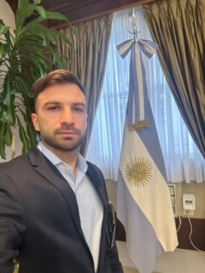 Novelli avait des connexions avec Casa Rosada, selon les messages de son téléphone.