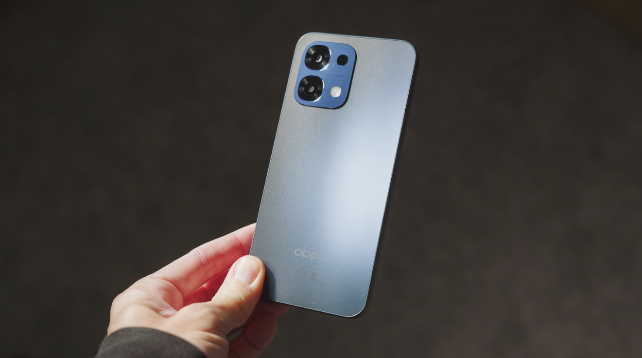 OPPO A6 Pro 5G.