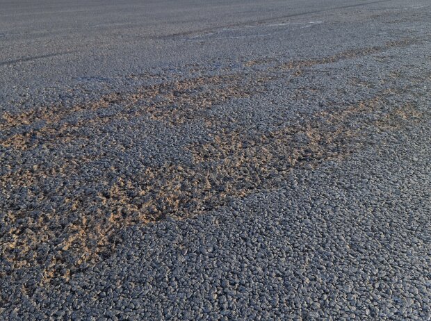 Asphalt in Goiania